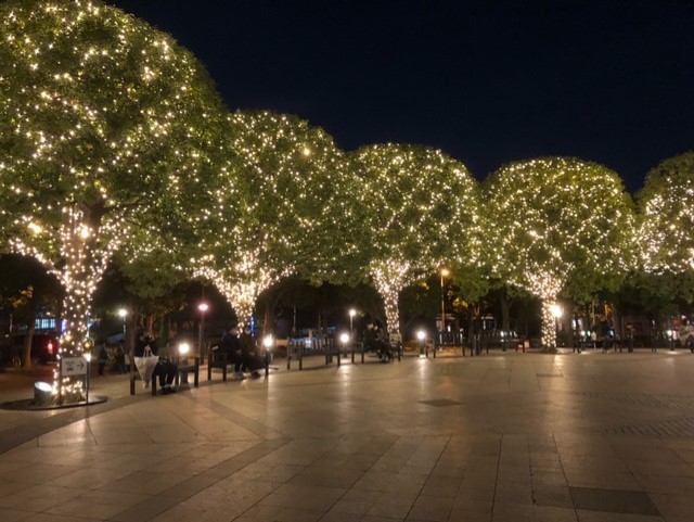 ガーデンプレイスの時計広場