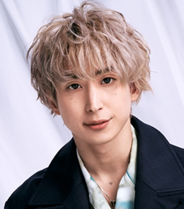 金髪の佐久間大介