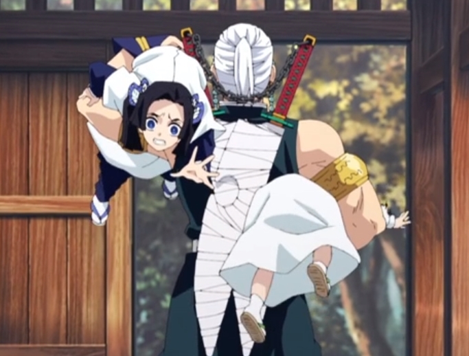 宇髄天元に担がれてさらわれる神崎アオイ