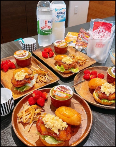 みきママ0408杏ちゃんと友達のランチ